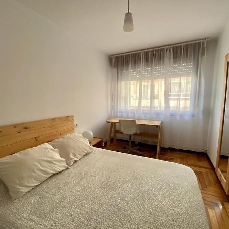 Piso Luminoso En El Centro De Vigo Para 8 Personas Екстериор снимка
