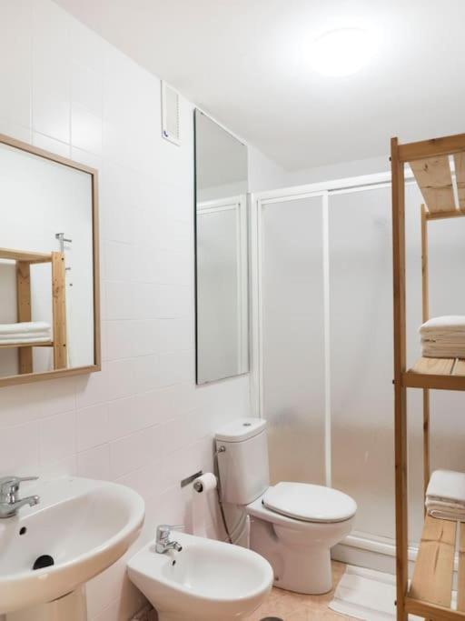 Piso Luminoso En El Centro De Vigo Para 8 Personas Екстериор снимка